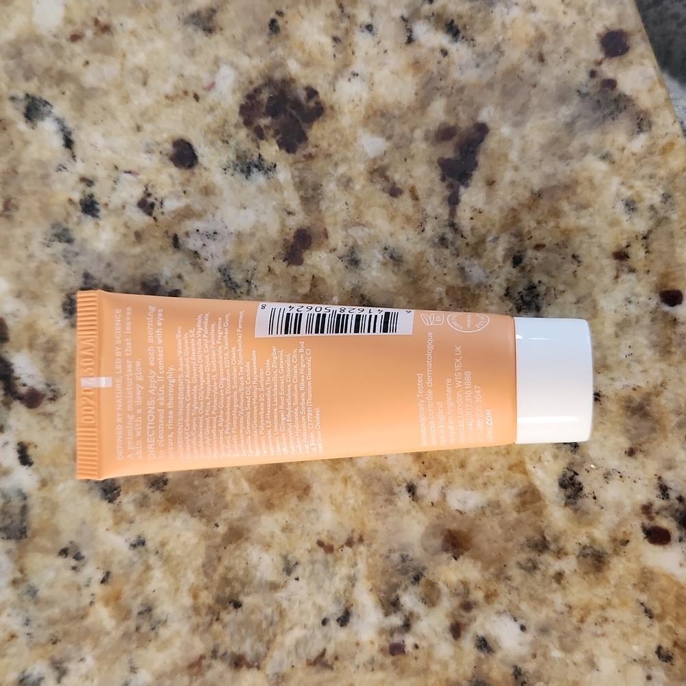 Brand new, sealed Elemis Superfood Glow Priming Moisturizer - Picture 2 of 3
